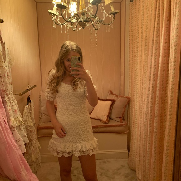 Red Dress Boutique Dresses & Skirts - WHITE LACE MINI DRESS